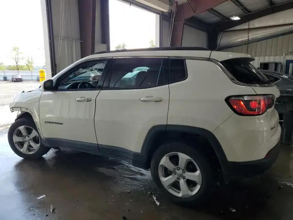 3C4NJDBB9LT145375 2020 JEEP COMPASS - Image 2