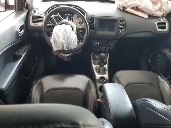 3C4NJDBB9LT145375 2020 JEEP COMPASS - Image 8