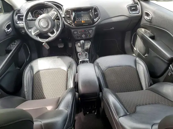 3C4NJDBB9LT168607 2020 JEEP COMPASS - Image 8