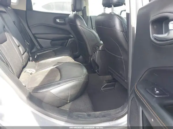 3C4NJDBB9LT174617 2020 JEEP COMPASS - Image 8