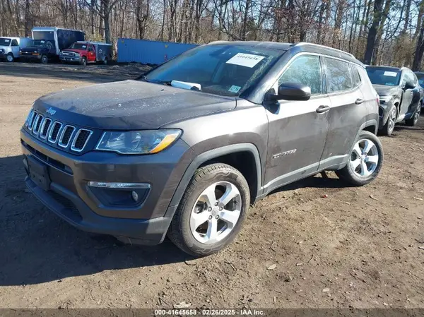 3C4NJDBB9LT217059 2020 JEEP COMPASS - Image 2