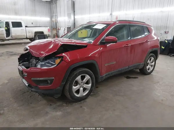 3C4NJDBB9LT225243 2020 JEEP COMPASS - Image 2