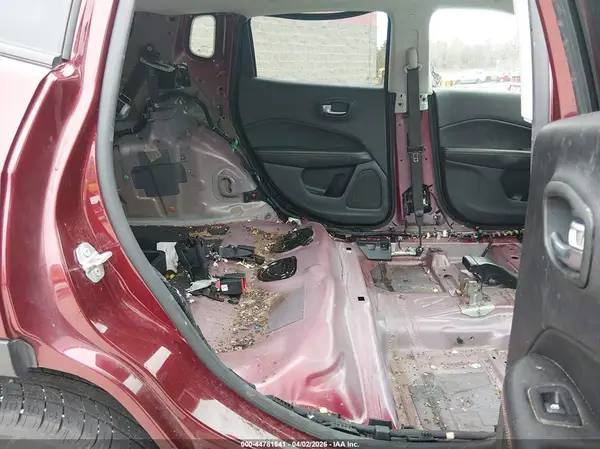 3C4NJDBB9LT241183 2020 JEEP COMPASS - Image 8