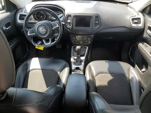 3C4NJDBB9LT255410 2020 JEEP COMPASS - Image 8