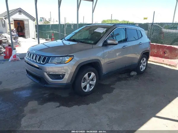 3C4NJDBB9MT514821 2021 JEEP COMPASS - Image 2