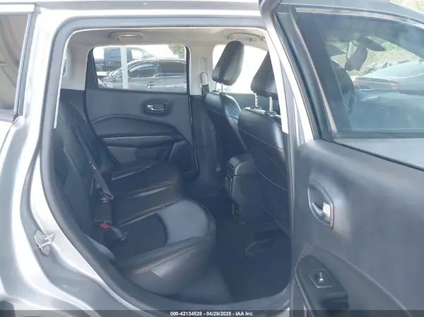 3C4NJDBB9MT514821 2021 JEEP COMPASS - Image 8