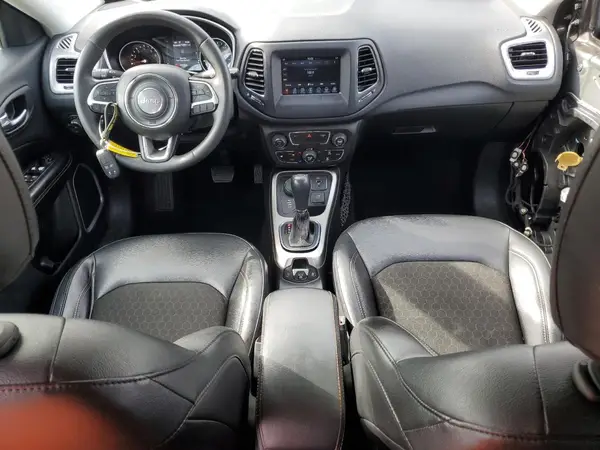 3C4NJDBB9MT530002 2021 JEEP COMPASS - Image 8