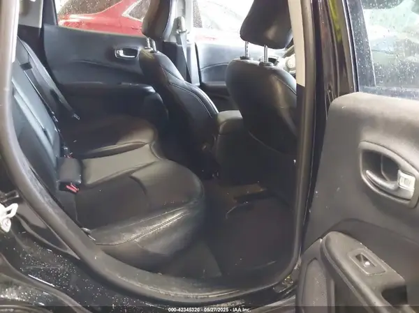 3C4NJDBB9MT552064 2021 JEEP COMPASS - Image 8