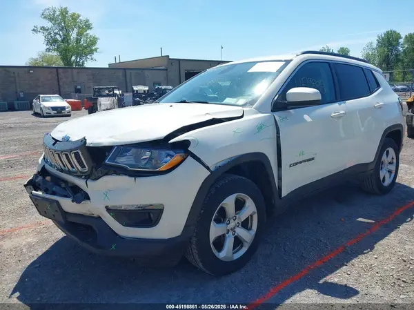 3C4NJDBB9MT557474 2021 JEEP COMPASS - Image 2