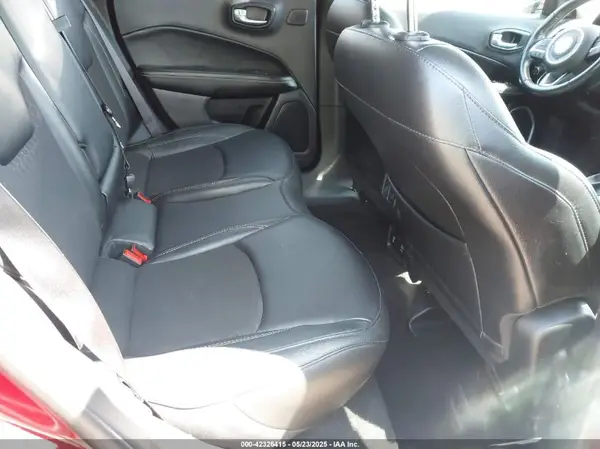 3C4NJDBB9MT584061 2021 JEEP COMPASS - Image 8