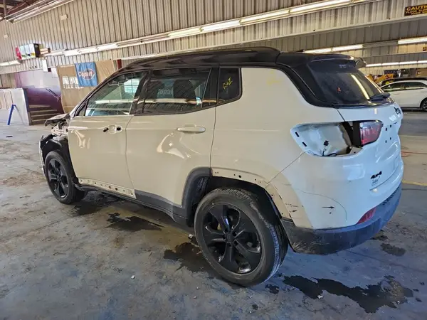 3C4NJDBB9MT596260 2021 JEEP COMPASS - Image 2