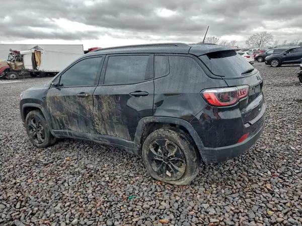 3C4NJDBB9MT599028 2021 JEEP COMPASS - Image 2