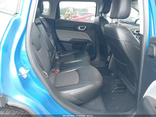 3C4NJDBB9NT108085 2022 JEEP COMPASS - Image 8