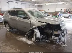 3C4NJDBB9NT135254 2022 JEEP COMPASS