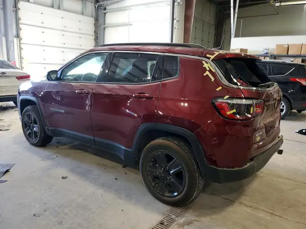 3C4NJDBB9NT153981 2022 JEEP COMPASS - Image 2