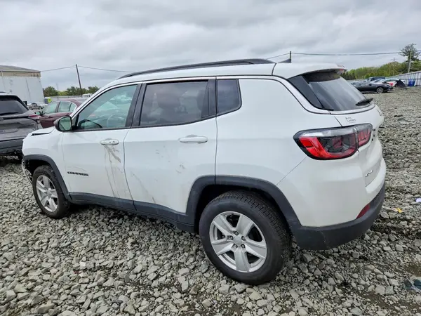 3C4NJDBB9NT154872 2022 JEEP COMPASS - Image 2