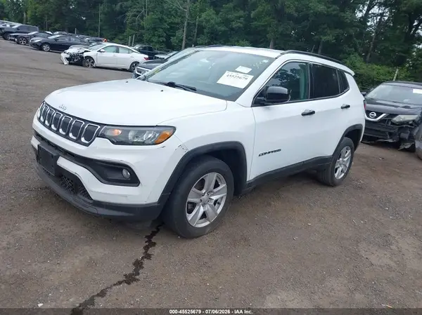 3C4NJDBB9NT185992 2022 JEEP COMPASS - Image 2