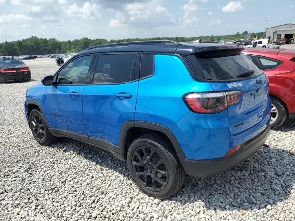 3C4NJDBB9NT191825 2022 JEEP COMPASS - Image 2
