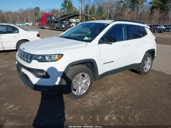 3C4NJDBB9NT207974 2022 JEEP COMPASS - Image 2
