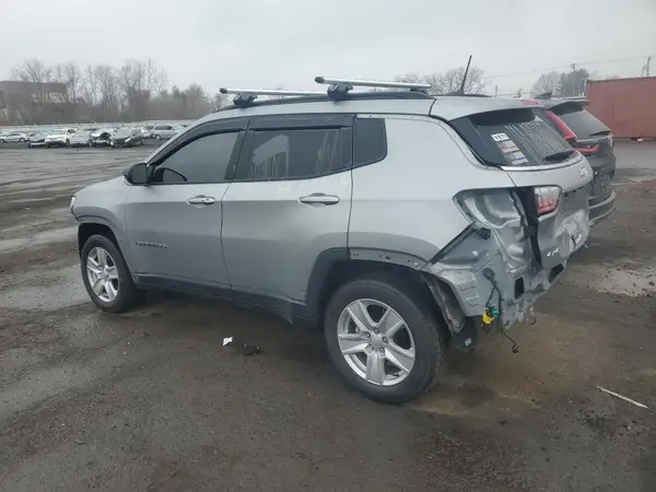 3C4NJDBB9NT211765 2022 JEEP COMPASS - Image 2