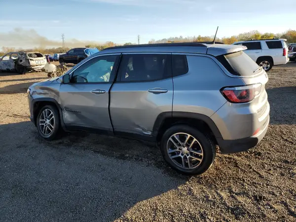3C4NJDBBXHT597360 2017 JEEP COMPASS - Image 2