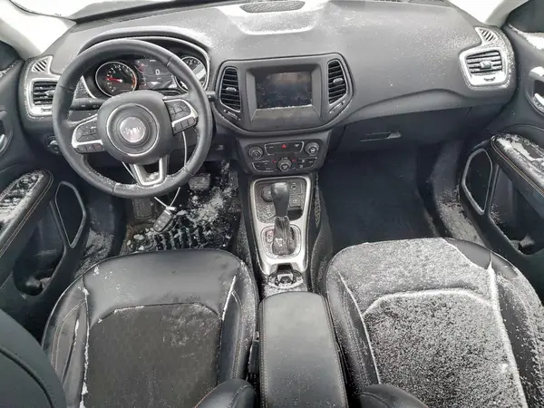 3C4NJDBBXHT624475 2017 JEEP COMPASS - Image 8