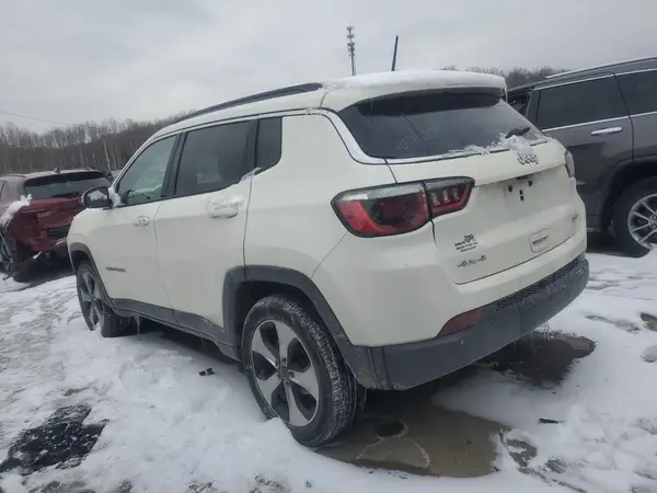 3C4NJDBBXHT657296 2017 JEEP COMPASS - Image 2