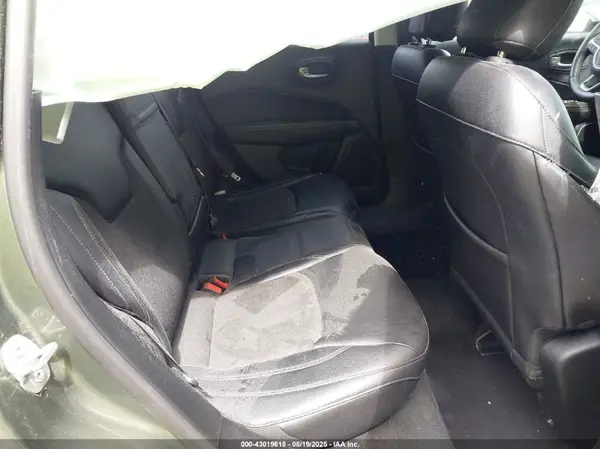 3C4NJDBBXHT664409 2017 JEEP COMPASS - Image 8