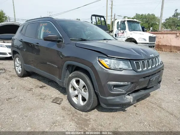 3C4NJDBBXHT666385 2017 JEEP COMPASS - Image 1