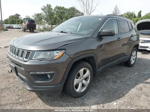 3C4NJDBBXHT666385 2017 JEEP COMPASS - Image 2