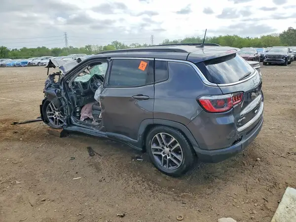 3C4NJDBBXHT672185 2017 JEEP COMPASS - Image 2