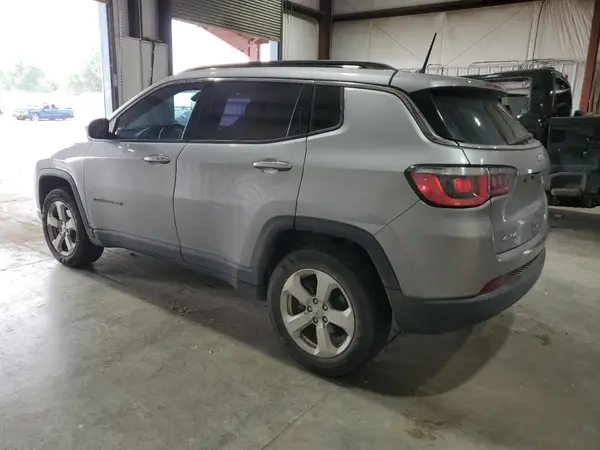 3C4NJDBBXHT680951 2017 JEEP COMPASS - Image 2