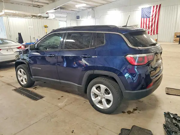 3C4NJDBBXHT688726 2017 JEEP COMPASS - Image 2