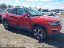 3C4NJDBBXJT101043 2018 JEEP COMPASS