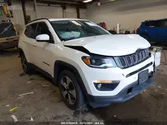 3C4NJDBBXJT102094 2018 JEEP COMPASS