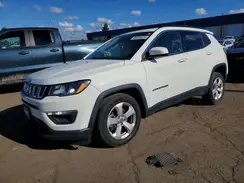 3C4NJDBBXJT103858 2018 JEEP COMPASS