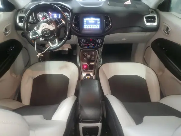 3C4NJDBBXJT112088 2018 JEEP COMPASS - Image 8