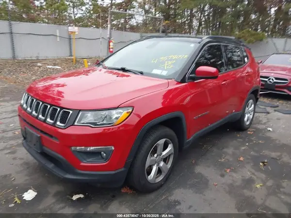 3C4NJDBBXJT113192 2018 JEEP COMPASS - Image 2