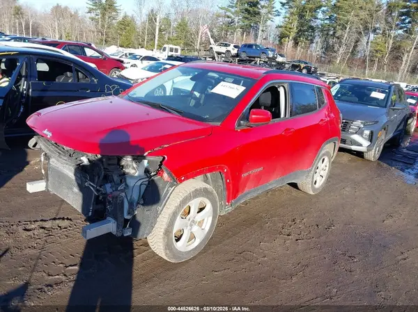 3C4NJDBBXJT113399 2018 JEEP COMPASS - Image 2
