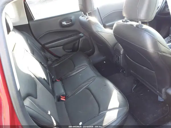 3C4NJDBBXJT113399 2018 JEEP COMPASS - Image 8