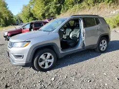 3C4NJDBBXJT113581 2018 JEEP COMPASS