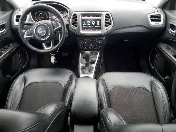 3C4NJDBBXJT117310 2018 JEEP COMPASS - Image 8