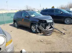 3C4NJDBBXJT117436 2018 JEEP COMPASS