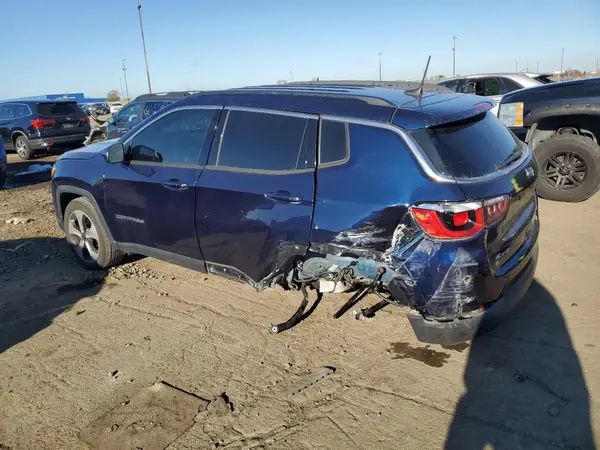 3C4NJDBBXJT131661 2018 JEEP COMPASS - Image 2