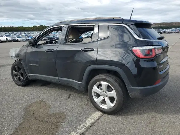 3C4NJDBBXJT150517 2018 JEEP COMPASS - Image 2