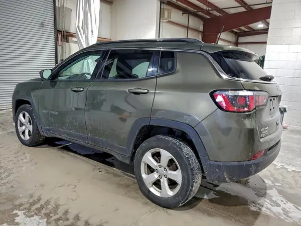 3C4NJDBBXJT156477 2018 JEEP COMPASS - Image 2