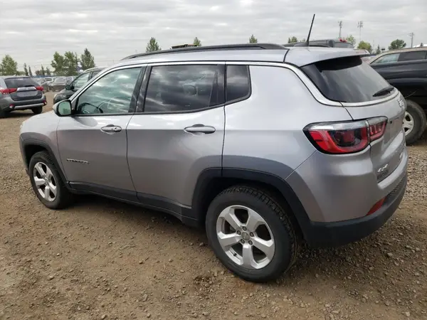 3C4NJDBBXJT162845 2018 JEEP COMPASS - Image 2