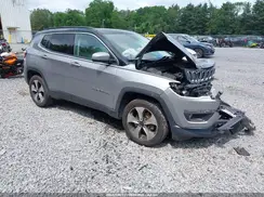 3C4NJDBBXJT178107 2018 JEEP COMPASS