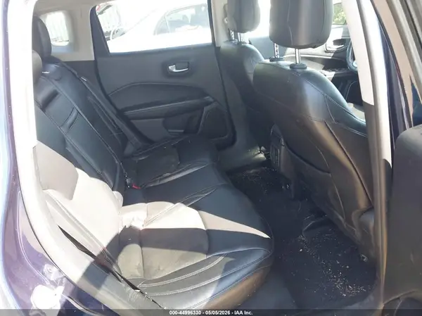 3C4NJDBBXJT185560 2018 JEEP COMPASS - Image 8