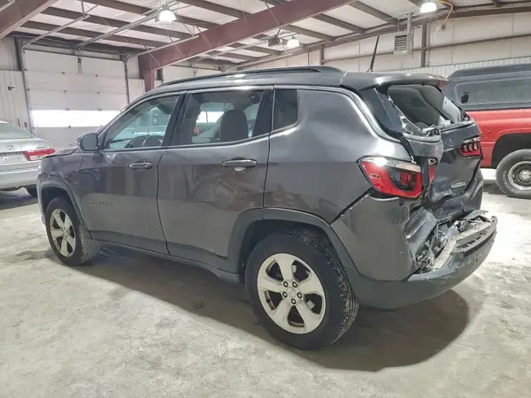 3C4NJDBBXJT202731 2018 JEEP COMPASS - Image 2